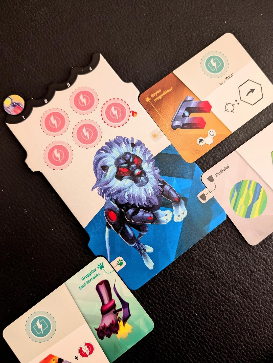 Cartes équipements et tuiles de terrain modulaire Mechanimals